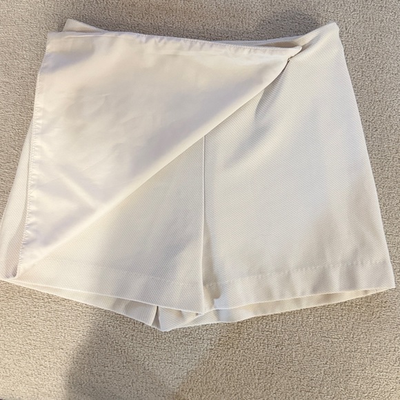 H&M skort - Picture 4 of 7